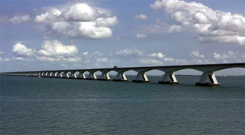 Zeelandbrug Oosterschelde